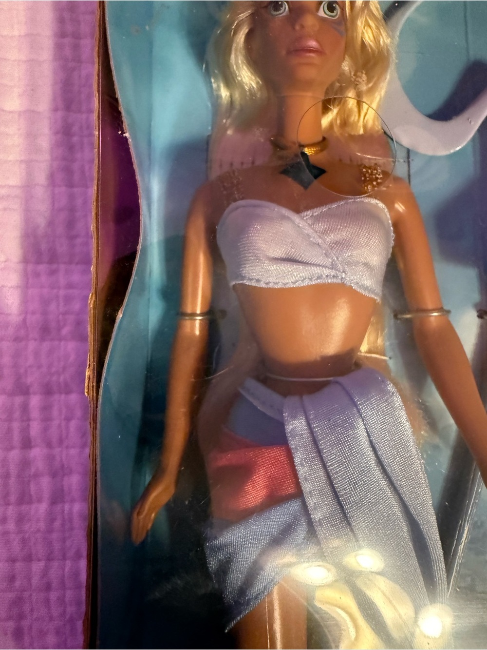 Disney Atlantis Crystal Princess Kida doll w/light up necklace 29327 Rare NRFB - Picture 2 of 16